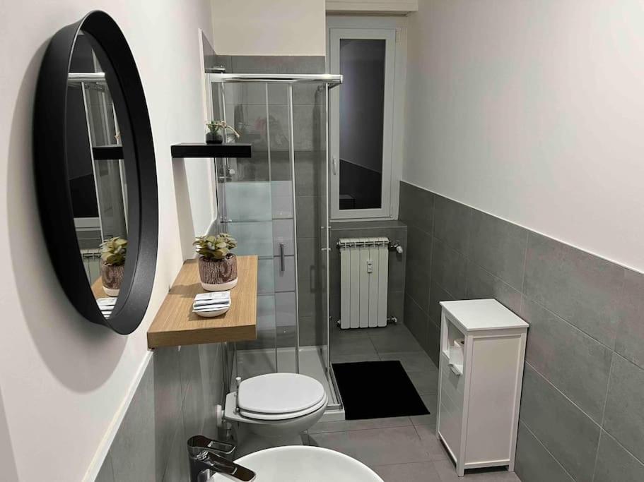 Appartamento Comodo 10 Min Da Centro Turim Exterior foto